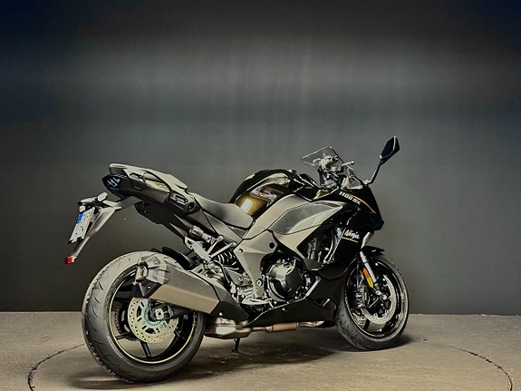 Kawasaki Ninja 1100SX 5 of 5