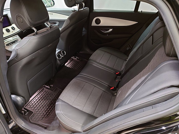 Mercedes-Benz E220 8 of 18