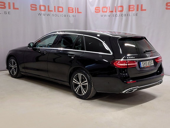 Mercedes-Benz E220 4 of 18