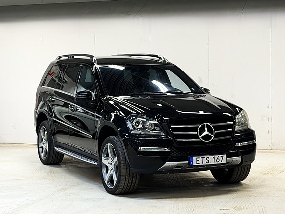 Mercedes-Benz GL350 2 of 5