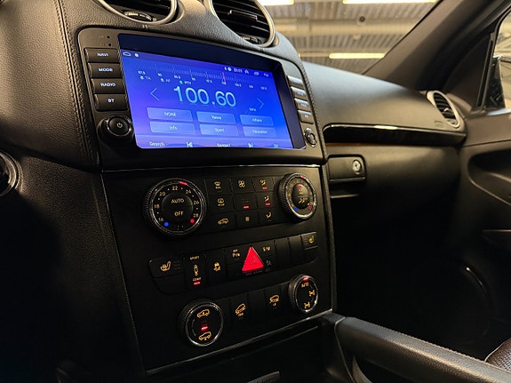 Mercedes-Benz GL350 13 of 13
