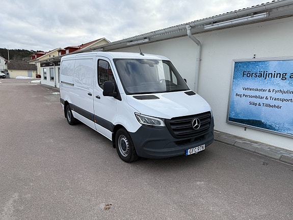 Mercedes-Benz Sprinter 317 7 of 12