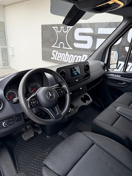 Mercedes-Benz Sprinter 317 10 of 12