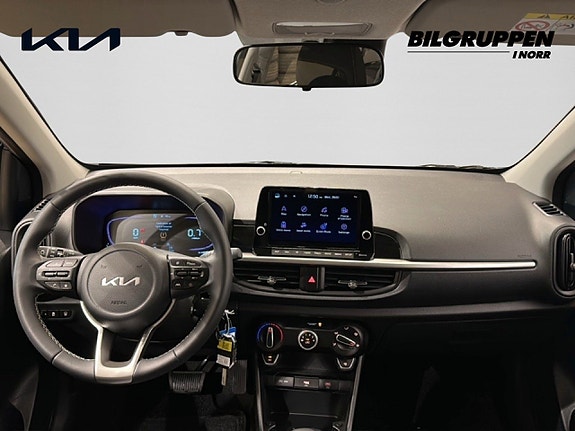 Kia Picanto 7 of 16