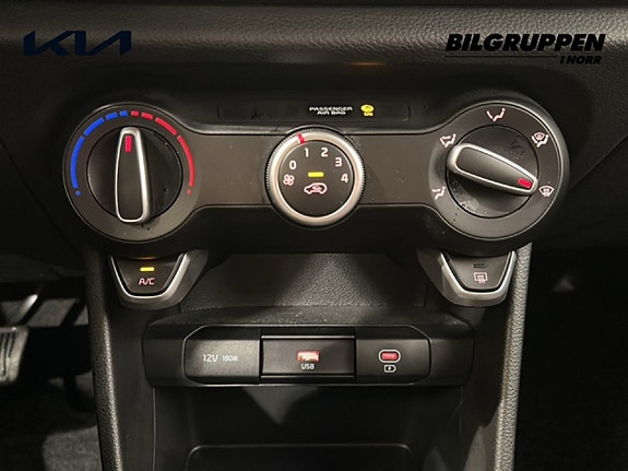 Kia Picanto 13 of 16