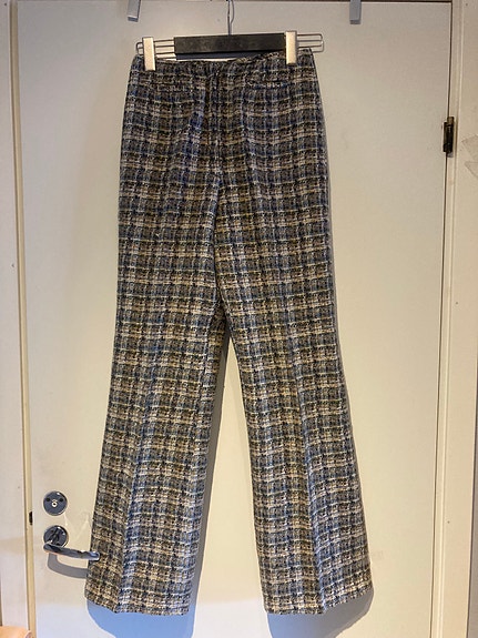 Product image 28 of 60