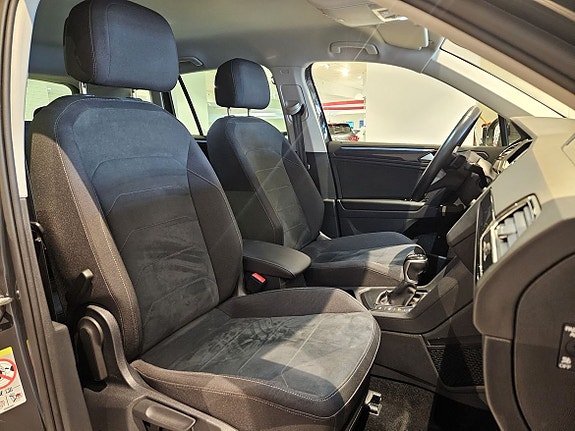 Volkswagen Tiguan 15 of 27