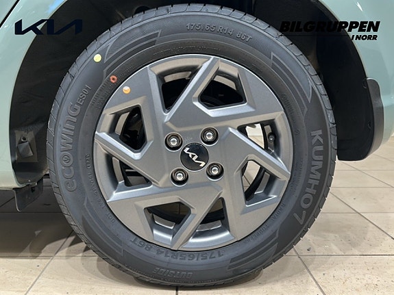 Kia Picanto 16 of 16