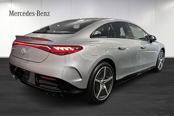 Mercedes-Benz EQE350+ 4 of 11