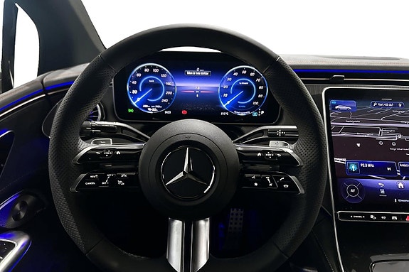 Mercedes-Benz EQE350+ 7 of 11