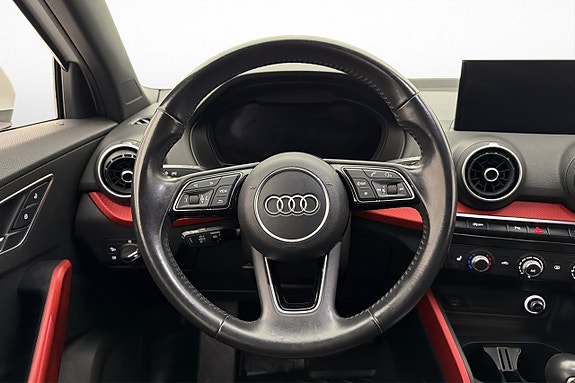 Audi Q2 10 of 25