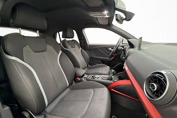 Audi Q2 21 of 25