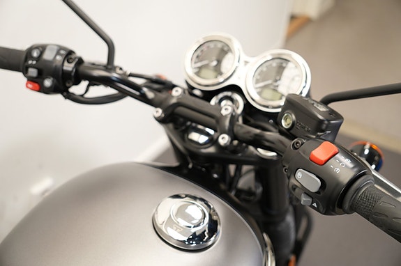 Triumph Bonneville T120 Black Underbar! 1806 :-/mån 6 of 7