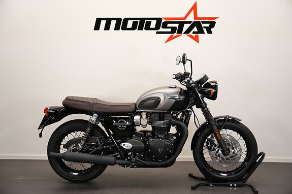 Triumph Bonneville T120 Black Underbar! 1806 :-/mån 4 of 7