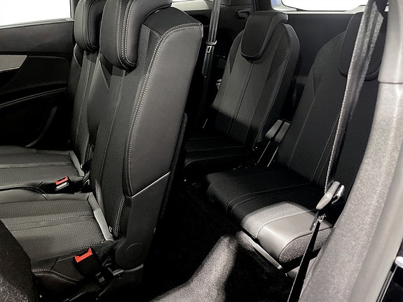Peugeot 5008 15 of 19
