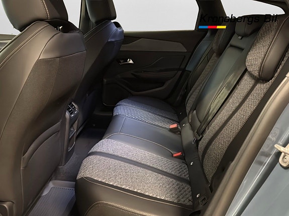 Peugeot 308 SW 9 of 16