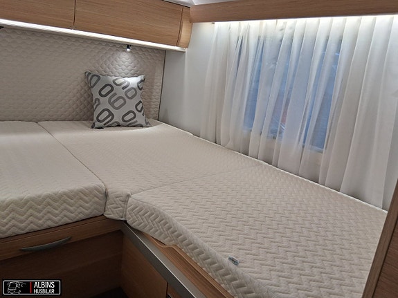Adria Coral 670 DL 60Y / Automat 19 of 21