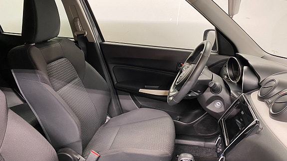 Suzuki Swift 12 of 12