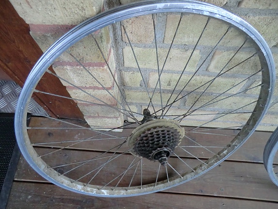 Product image 2 of 6