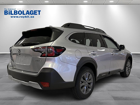 Subaru Outback 3 of 5