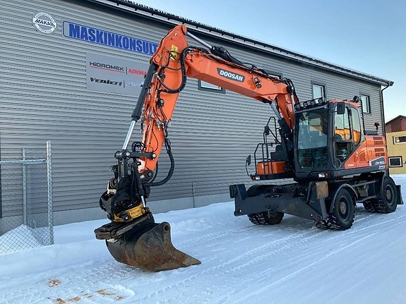 Doosan DX160W-5