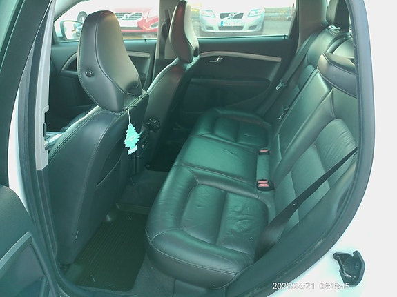 Volvo V70 6 of 12
