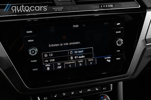 Volkswagen Touran 18 of 30