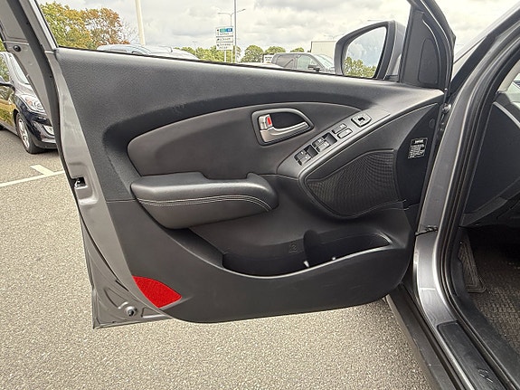 Hyundai ix35 12 of 15