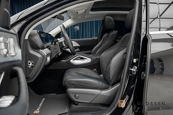Mercedes-Benz GLE350 de 16 of 26