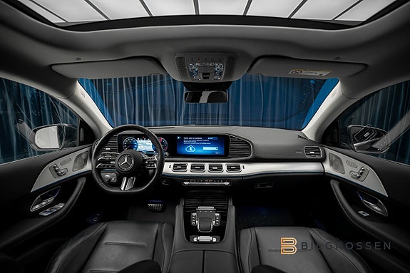 Mercedes-Benz GLE350 de 14 of 26