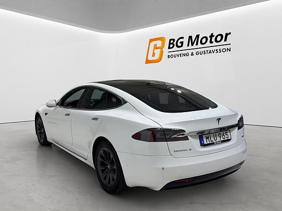 Tesla Model S 6 of 23