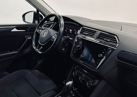 Volkswagen Tiguan 13 of 13