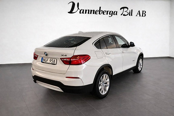 BMW X4 4 of 8