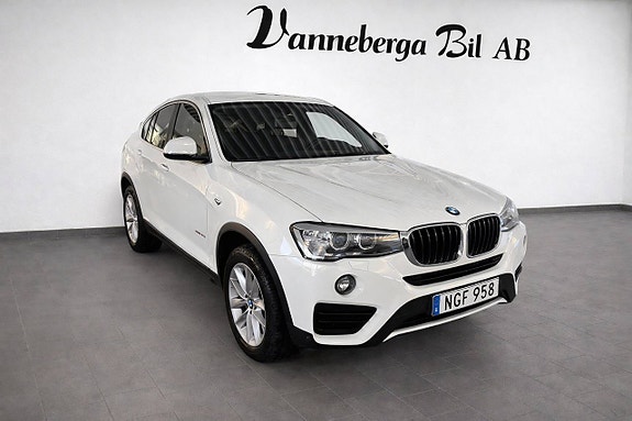 BMW X4 8 of 8