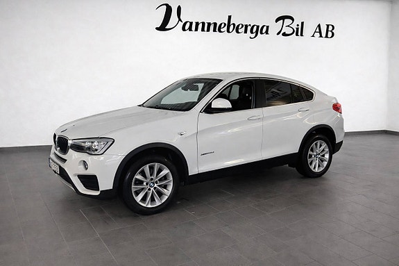 BMW X4 3 of 8