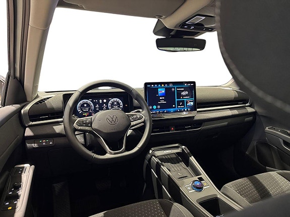Volkswagen T-Roc 9 of 23