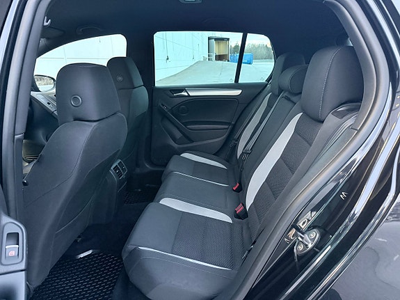 Volkswagen Golf I 11 of 16