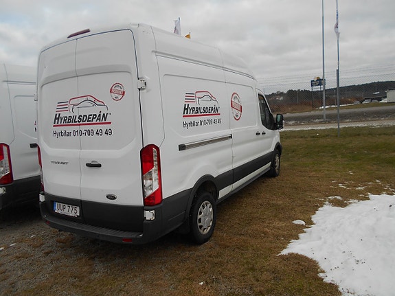 Ford Transit 3 of 5