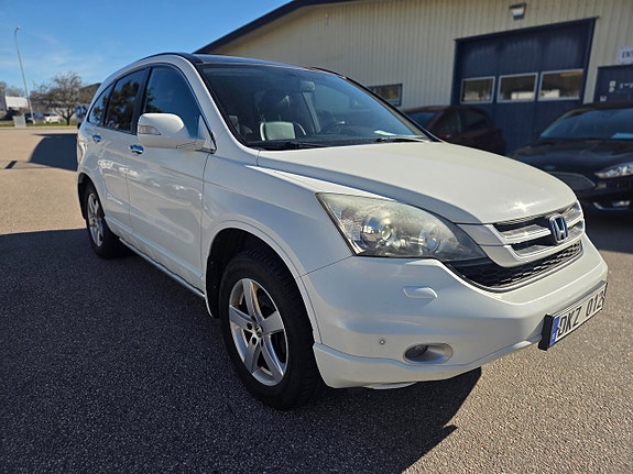 Honda CR-V 2 of 10