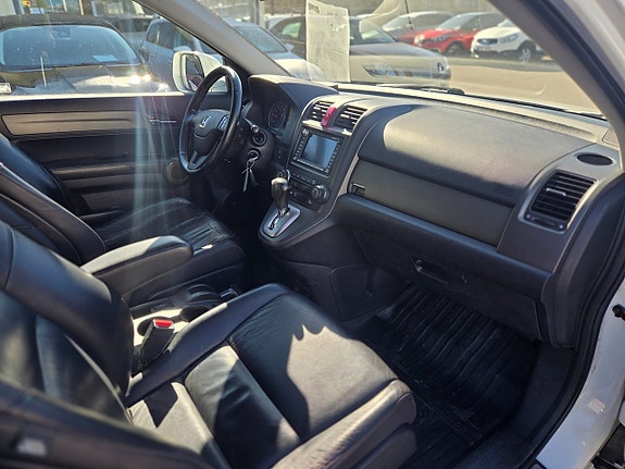 Honda CR-V 5 of 10
