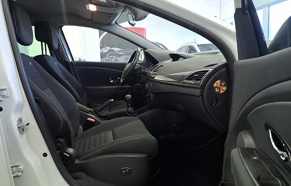 Renault Megane 12 of 20
