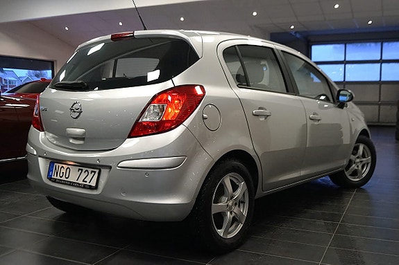 Opel Corsa 3 of 5