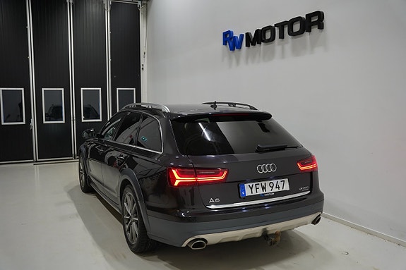 Audi A6 allroad 4 of 5