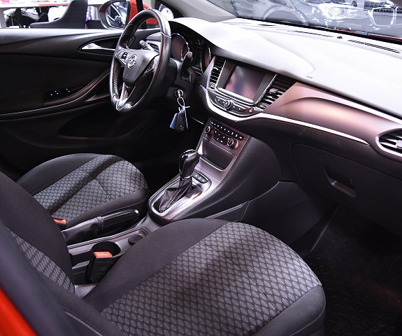 Opel Astra 13 of 17