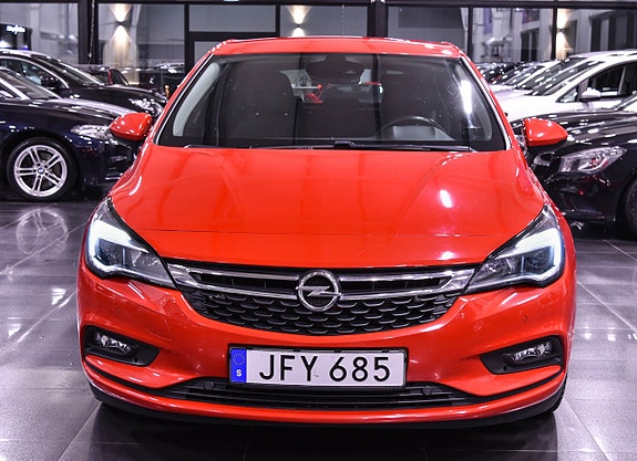 Opel Astra 9 of 17