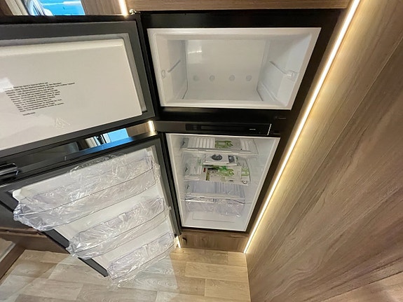 Kabe TMX Royal 810 LQB / ALDE / Taksäng / 5bält / Ugn / MB / Automat/ 22 of 30