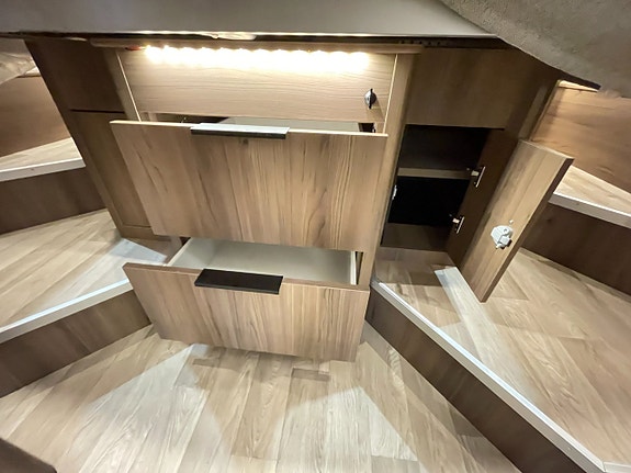Kabe TMX Royal 810 LQB / ALDE / Taksäng / 5bält / Ugn / MB / Automat/ 16 of 30