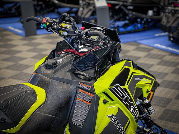Polaris SKS 850 146" Elstart 2 of 3