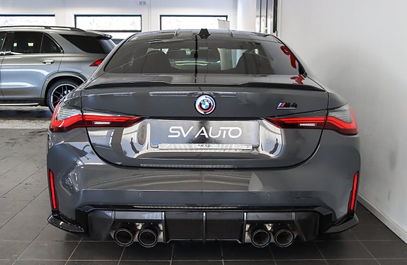 BMW M4 5 of 5