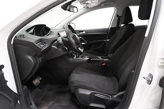 Peugeot 308 10 of 15